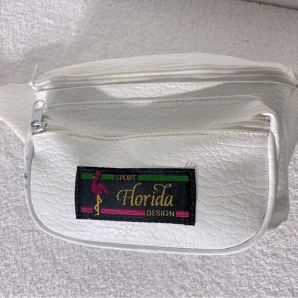 Vintage White Faux Leather Florida Sport Fanny Pack Bum Bag - Picture 2 of 15